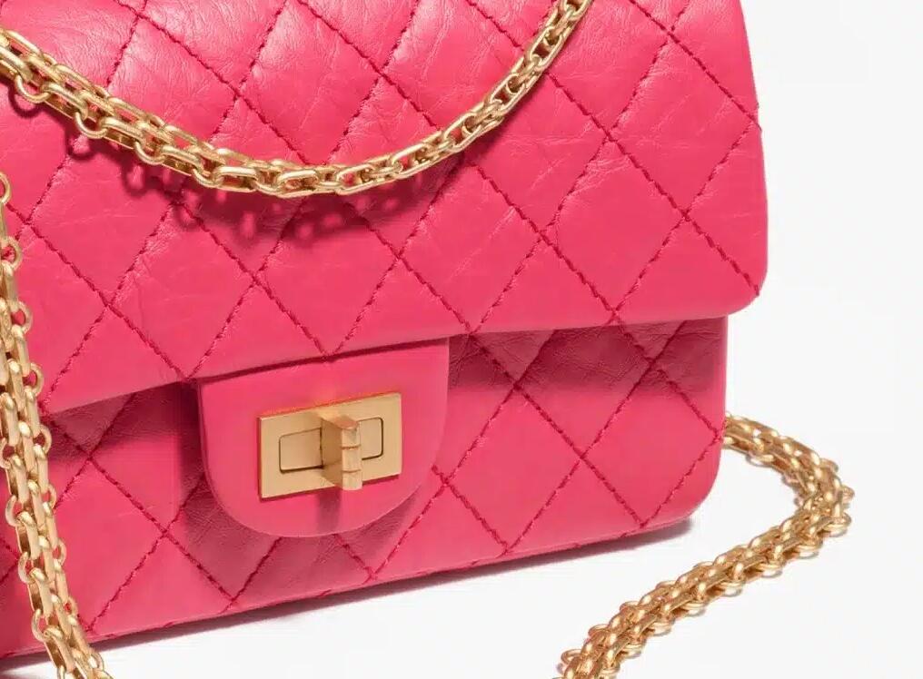 Fake Chanel bags: everything you need to know and 6 iconic models - Buy ...